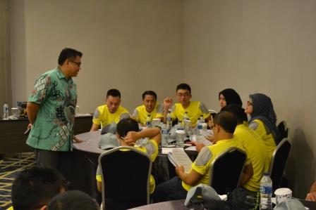Training Office Ergonomic Karyawan Bank Indonesia 9 Training Office Ergonomik Karyawan BI 09