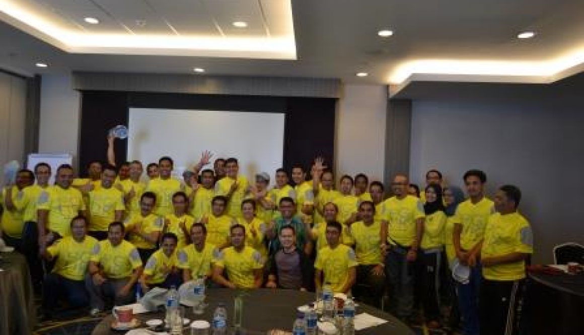 Training Office Ergonomik Karyawan BI 12