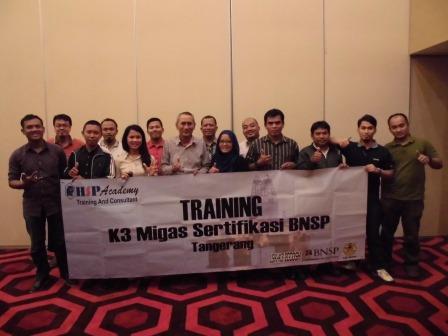 Training Operator dan Pengawas K3 MIGAS Batch I 2 Training Operator Pengawas K3 MIGAS Sertifikasi BNSP Batch Pertama 02