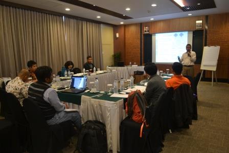 Training Petugas Keselamatan B3 Bersertifikasi BNSP Total E&P Indonesie Batch 1 12 Training Penanganan B3 Total EP Indonesie Batch 1 12