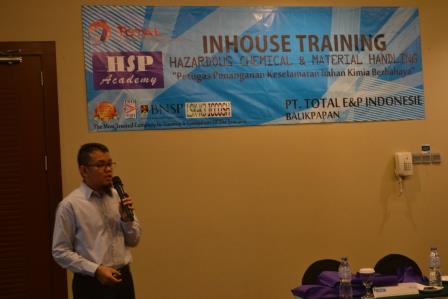 Training Petugas Keselamatan B3 Bersertifikasi BNSP Total E&P Indonesie Batch 1 15 Training Penanganan B3 Total EP Indonesie Batch 1 15