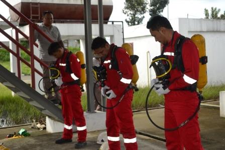 Training Petugas Utama Ruang Terbatas (Confined Space) Sertifikasi Kemnaker Batch III 8 Training Confined Sapce Kemnaker Batch III 08