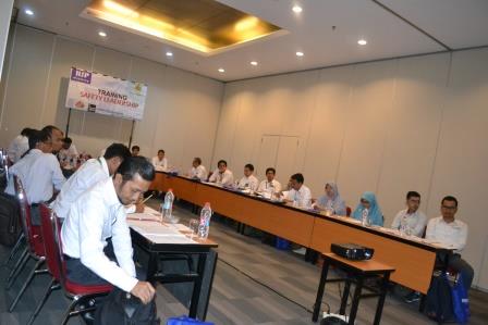 Training Safety Leadership PT PLN (Persero) Wilayah Sumatra Batch I 2 Training Safety Leadership 02