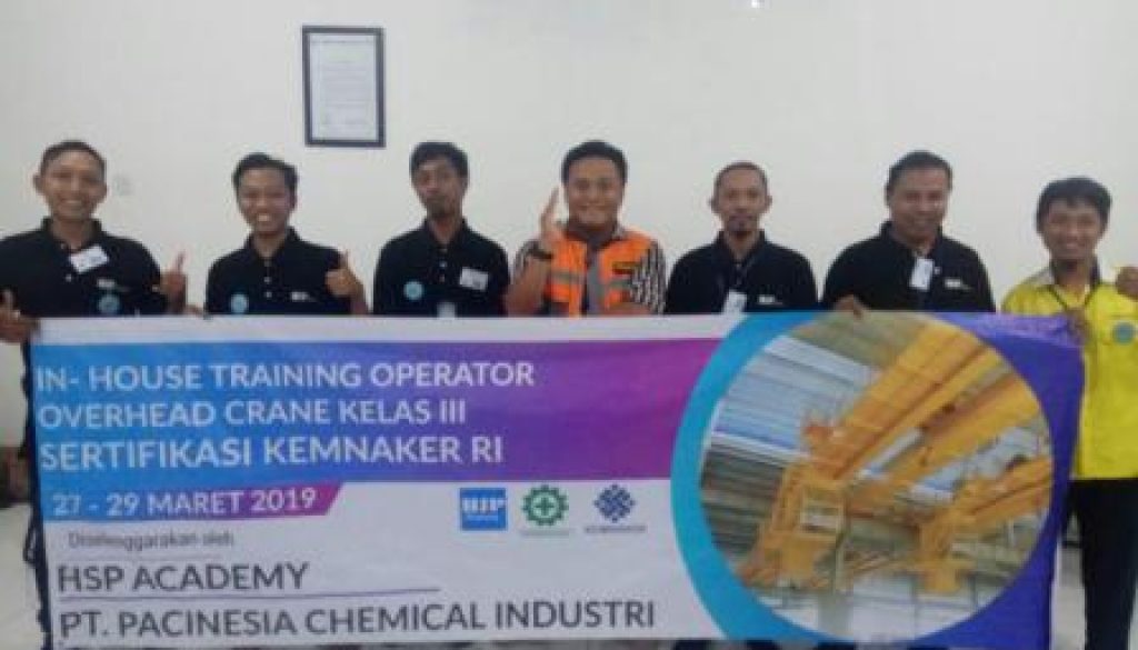 Training Operator Crane 12