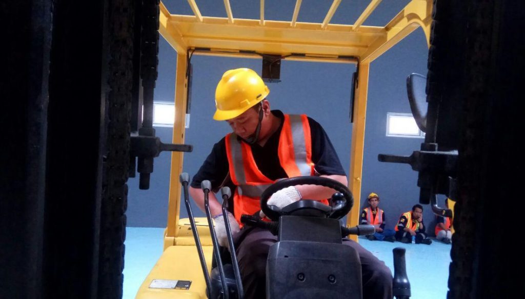 Operator forklift